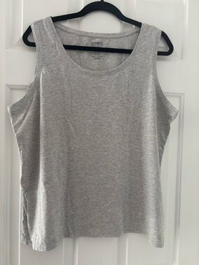 Jones New York Light Gray Scoop Neck Tank Top